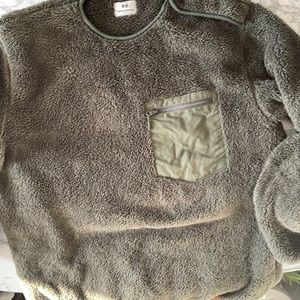 UNIGLO ENGINEERED GARMENT OLIVE GREEN SUPER SOFT FLEECE MENS SIZE MEDIUM